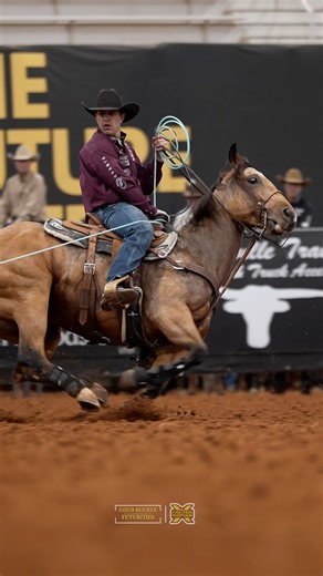 Gold Buckle Futurity 2025 World Finals 4 & Under Heading Champion Rider: Rhen Richard 🔸226.04 for a total of 909.75🔸 Horse: Topaz Moonshiner Sired by: Jesses Topaz Out of: Koko Moonshine Owned by: Bobby & Catherine Simmons Bred by: Brittany Stamper Watch live: xftr.net/gbf25 Free Video: XFRundelivery.com | X Factor Roping