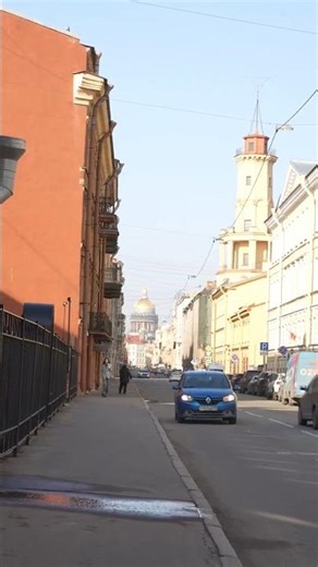 walking around St. Petersburg