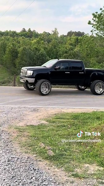 Dm the page to join were growing everday #gmc #trucktok🔥 #truckclub