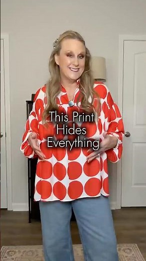 This boho top for women gives total boutique vibes — flowy, flattering, and made for fall