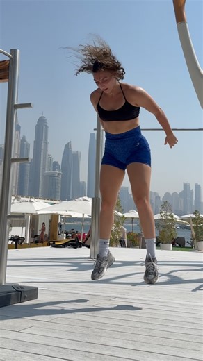 Carina Kanaan on Instagram: "One of the most effective ways to build stamina as a dancer is through HIIT (high intensity interval training). This 16-minute workout requires no equipment, just your body and a yoga mat’s worth of space. Let’s get that heart rate 🆙 Workout details: 4 rounds 30 seconds per exercise 30 second rest after every exercise Dc @alfredianaquino 🚀 #trainlikeanathlete #dancersareathletes #carvedbycarina #dancerworkout #hiitworkoutfordancers #athletictraining"