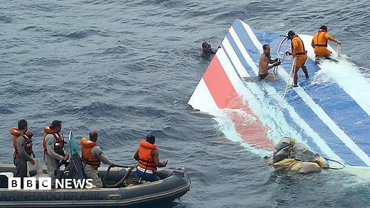 Air France crash: Trial ordered for Airbus and airline over 2009 disaster