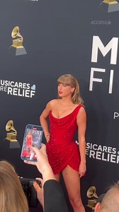 514K views · 14K reactions | #TaylorSwift stuns in red at the #Grammys  #awardseason | Access | Facebook
