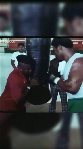 George Foreman Punching The Heavy Bag 👀