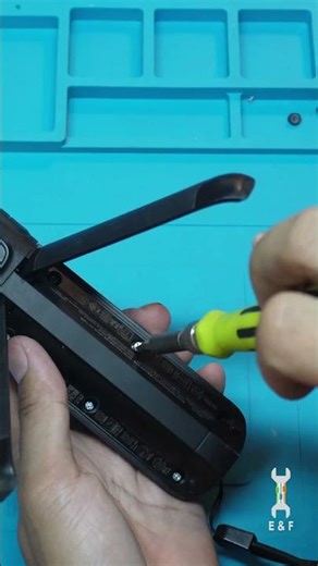 GoPro Volta Disassembly- Opening the Case & Checking the Battery #gopro