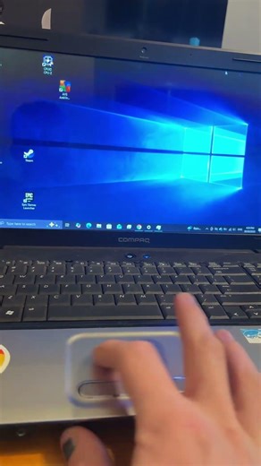 Running Windows 10 22H2 in 2026 on a Compaq Presario CQ61 episode 15
