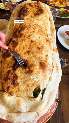 Kuliner Turki Paling Gila! Roti Dibuka, Dagingnya Melimpah Ruah#kuliner#food#streetfood