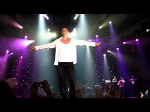 Sakis Rouvas - Na m'agapas (live) HD