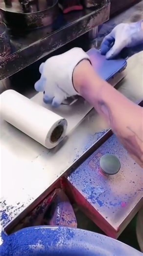 Inside a Makeup Factory in China: From Powder to Perfect Solid Cosmetics