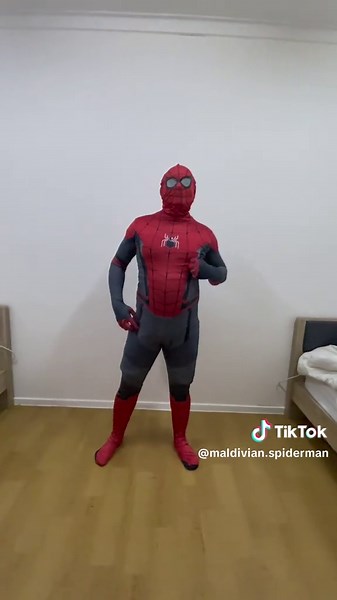 Mera piya ghar aaya ft. Bodu kakkaa 🕺🕺 #fyp #fypage #fypシ゚ #maldivianspiderman #spiderman #bollywoodsong #merapiyagharaya #bollywooddance