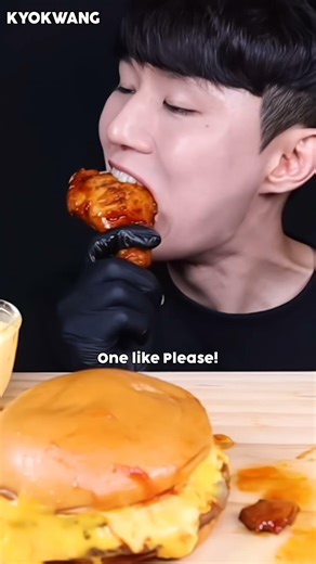 ASMR: MUKBANG EATING JAMAICAN CHICKEN‼️