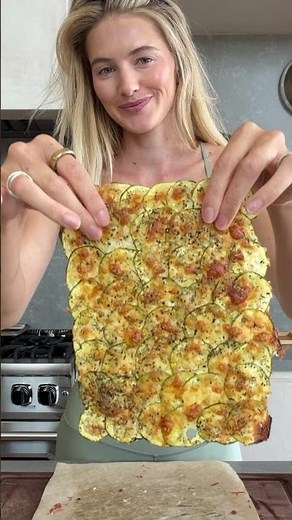 A quick and easy lunch that actually tastes good! Recipe in the description!
