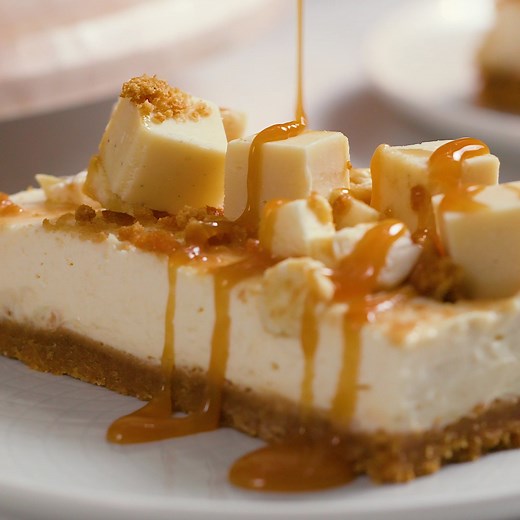 AD Sugar, spice and all things Baileys Apple Pie, @bakedbybenji is sharing one of her favourite autumn inspired recipes, Apple Pie Cheesecake Bars. Click here to shop the ingredients 👉 https://go.whi.sk/fJCbq Contains alcohol, content suitable for over 18s. | Tastemade UK