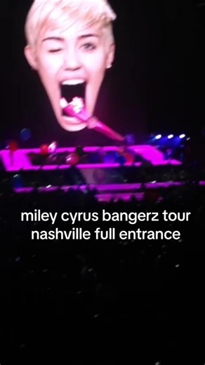 Reviving Memories from the Bangerz Tour with Friends