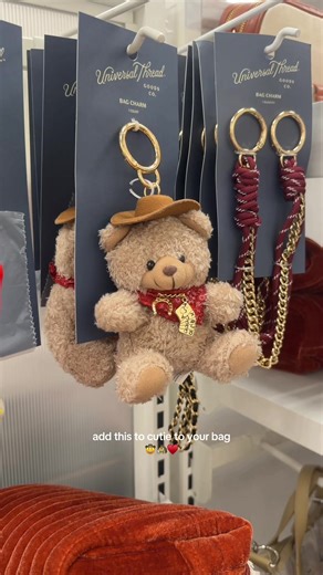 Cute Keychain Accessories to Add to Your Bag