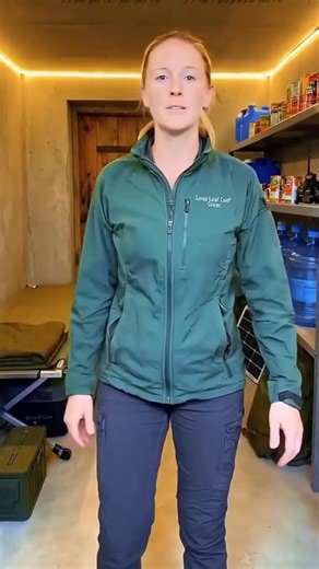 The Secret Bunker inside The Hay ❤️ #survival