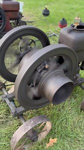 2.2K views · 41 reactions | 1922 Hercules Hit N miss Engine 3hp Model  #fblifestylelife #christmas2025 #fblifestyles #vintage #video #vintagevibes #engine #enginesound #hitnmiss #england USA TODAY | Anything vintage | Facebook