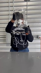 Everything is Bigger in Texas even our Candles. This 72 oz. Hotel Candle has a burn time up to 400 hrs🔥 | Simply Scents Candle Co.