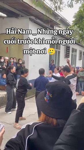 🌷 Cố gắng mọi người nhé sau ngày 31/12 chúng ta sẽ mỗi người một nơi . Chúc mọi người sớm tìm được cv mới nhé.#thoivuhaiduong #thoivuhungyen #vananhtuyendung