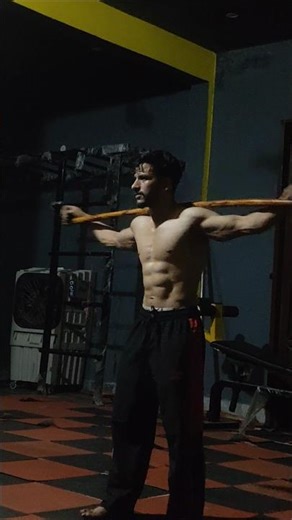 workout 💯🍷 #techno #music #tranding