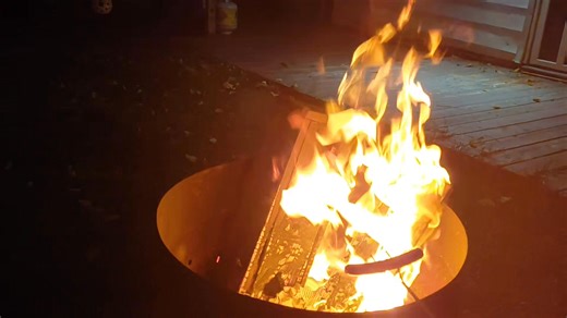 20 reactions · 4 comments | How cool is this, burning hotdogs over the firepit in my back yard in November in Northern Ontario! | Robert Fowler | Facebook