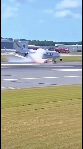 2.3K views | USA Crash Landings #crash #landing #plane #fyp #foryou #usa | Laylastar | Facebook