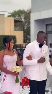 Groom has married well, such a beautiful bride, he can't stop smiling💯🔥🥰 | Mc Okokobioko