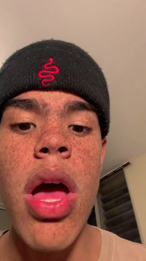 Exploring Unique Fashion Statements with OWONO BEMU