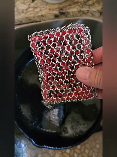 LODGE CHAINMAIL SCRUBBER
