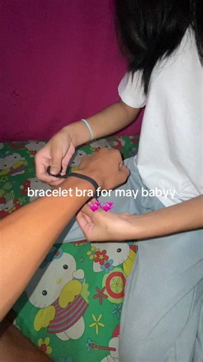 Stylish Bracelet Bra Ideas for Couples