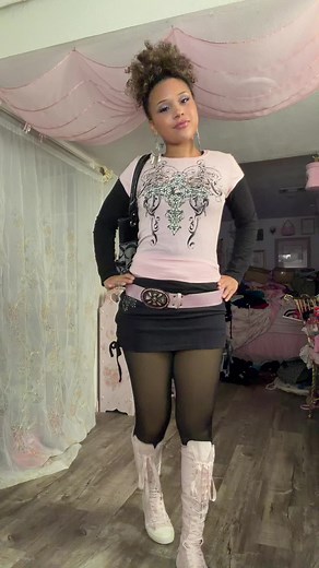 2000s Fashion Inspiration: Outfit Ideas and Fit Check