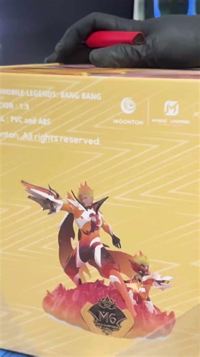 Unboxing Claude M6 Figurin. Full video coming soon #mobilelegends #m6 #claudefigurin