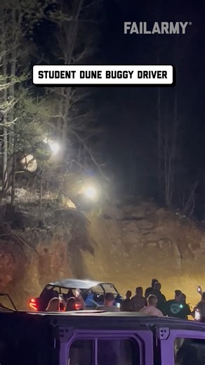 Driver or vehicle failure? 🤔🚗🛻 | FailArmy