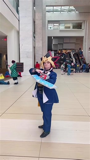Yu-Gi-Oh Duel Monsters Yugi Muto Cosplay Showcase