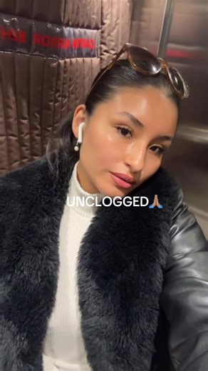 Unclogged Pores: Glow After Effective Skincare