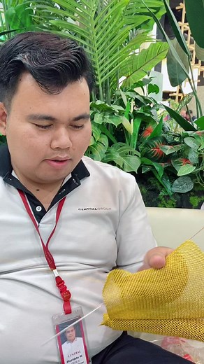 Traditional Thai Handicraft: Weaving Gold Thread