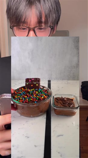 Low Calorie, High Protein No Bake Cosmic Brownie Cheesecake (UNDER 5 minutes) 🗣️🗣️ Are you FOLLOWING @madewithkai 👍 LIKE the video (it really helps) — ✋ HOLD UP! SAVE 📲 and SHARE 🔄 for later! ✳️ Macros (makes 4 servings): 85 Cals, 7g Carbs, 1g Fat, 14g Protein *109g of protein for ALL* ✳️ Ingredients for Cheesecake: 425g Plain Nonfat Greek Yogurt 224g Fat Free Cream Cheese 80g Black Cocoa Powder 2 Scoops Chocolate Protein Powder 24g Granular Sugar Substitute (I used Trivia) 7g Sugar Free/Fa