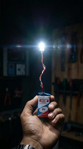 ​DIY Mini Lamp Hack 💡🔋 | Simple 1-Battery LED Circuit