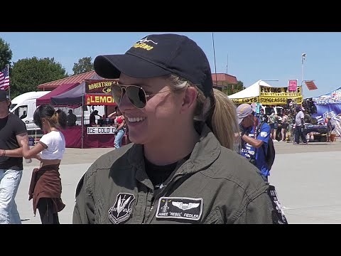 4K. F-16 Viper Demo Team. Female Pilot Captain Aimee "Rebel" Fiedler. Travis AFB 2022.