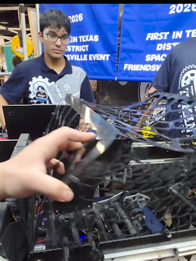 Hopper Flopper by 9128 ITKAN Robotics #frcrebuilt #rebuiltrobot #firstrobotics #funroboticsnetwork #robots @andymarkinc