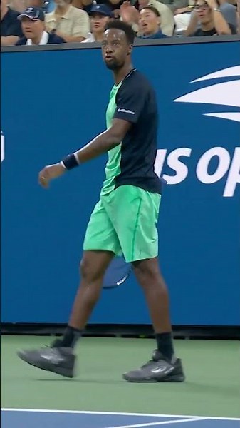 Monfils LIGHTS IT UP! 💪
