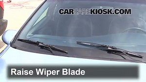 Front Windshield Wiper Blade Change: 1997 Ford Thunderbird LX 4.6L V8