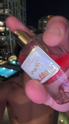 All jokes😈#cologneking #fragrancetiktok #cologne #fragranceknowledge #fragrances #jermeyfragrance #fragrancereview #atomizer #asmr #overspray #fragranceoftheday #cityrhythm #miami #21 #fakebody