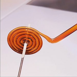 The precision that went into making this glass disc bead 😮 etsy.me/3AJdxlv | Etsy