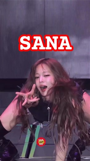 bts Viminkook reaction to sana dance moves