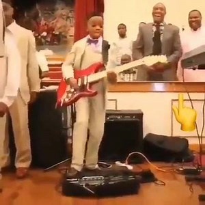 313K views · 10K reactions | Regardez comment ce père est fier de son fils  . C'est un honneur!! | Musicos Magazine | Facebook