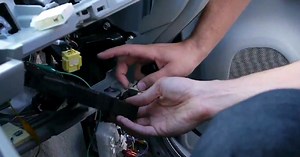 Carjacking goes digital, 'white hat' hackers demonstrate