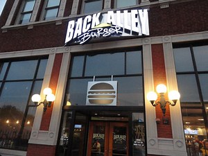Back Alley Burger Opens in New Location