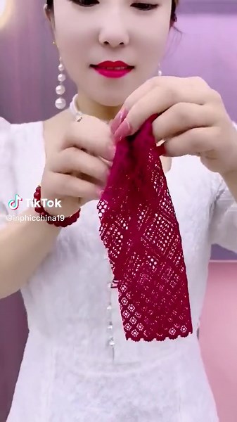 How to Stylishly Wear Red Lace Fabric