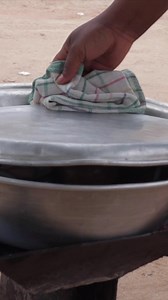 These are clams locally called adode in Ghana . Mostly eaten in the Volta region of Ghana and enjoyed my many others . Cleaning of clams can be tough but in this video I share with you how to properly clean these clams . | Tatiana Haina